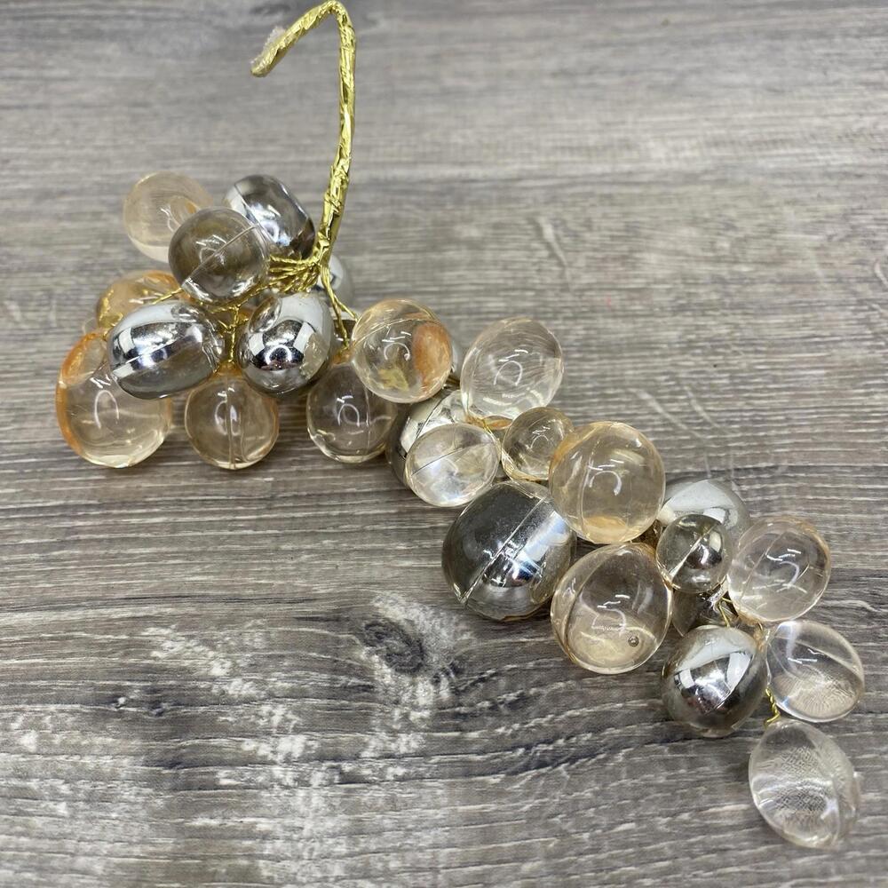 Vntg Acrylic Lucite Clear Silver Grape Cluster w/ Stem MCM Decor